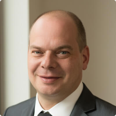 Headshot of Craig James