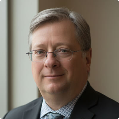 Headshot of Scott Thompson